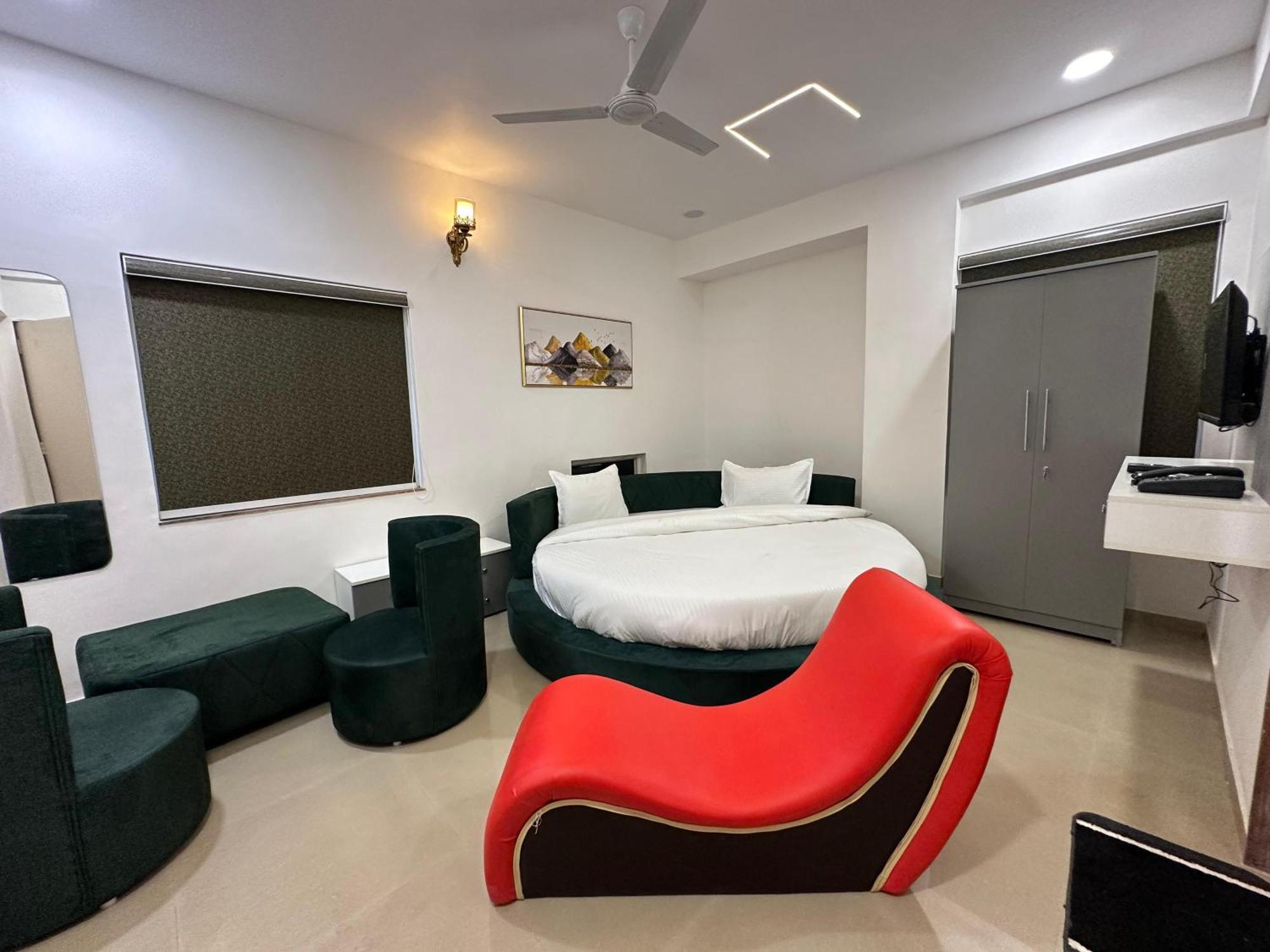 Hotel O The Leela Inn Pune Eksteriør bilde